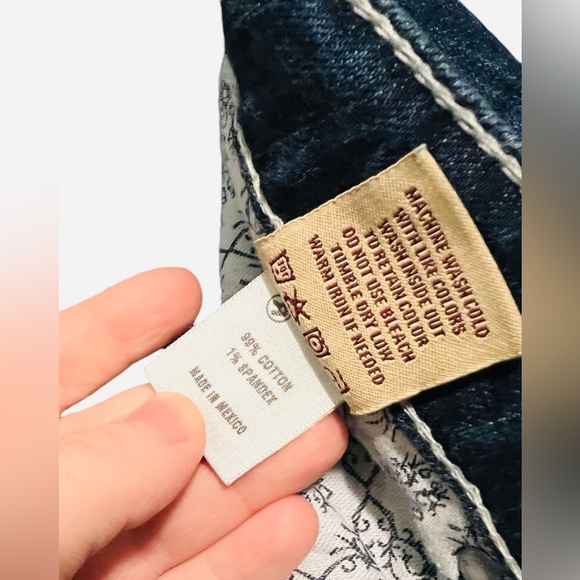 Big Star Maddie Dark Wash Mid Rise Fit Size 33 Regular - Picture 6 of 13